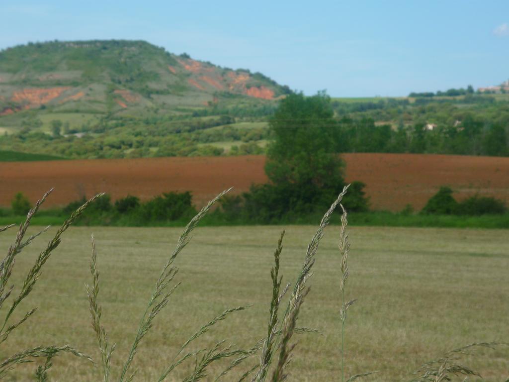Le Gite De Cristal Proche Bugarach Granes Buitenkant foto